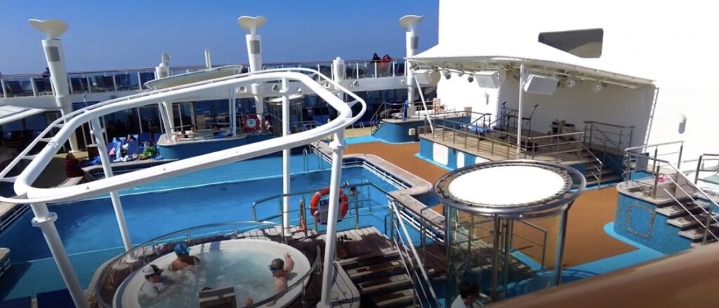 Pool & Stage NLC Breakaway