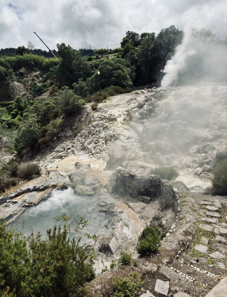 Furnas