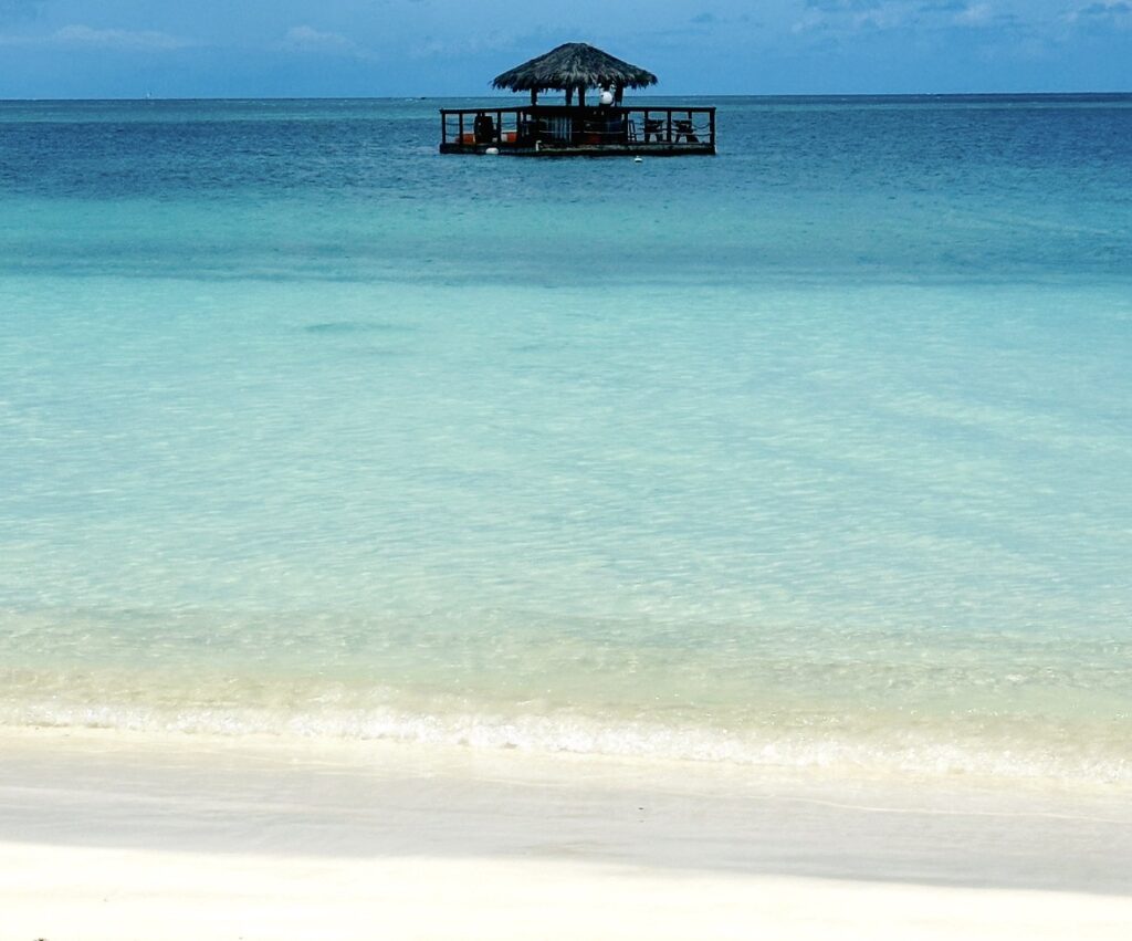 Dickenson bay antigua